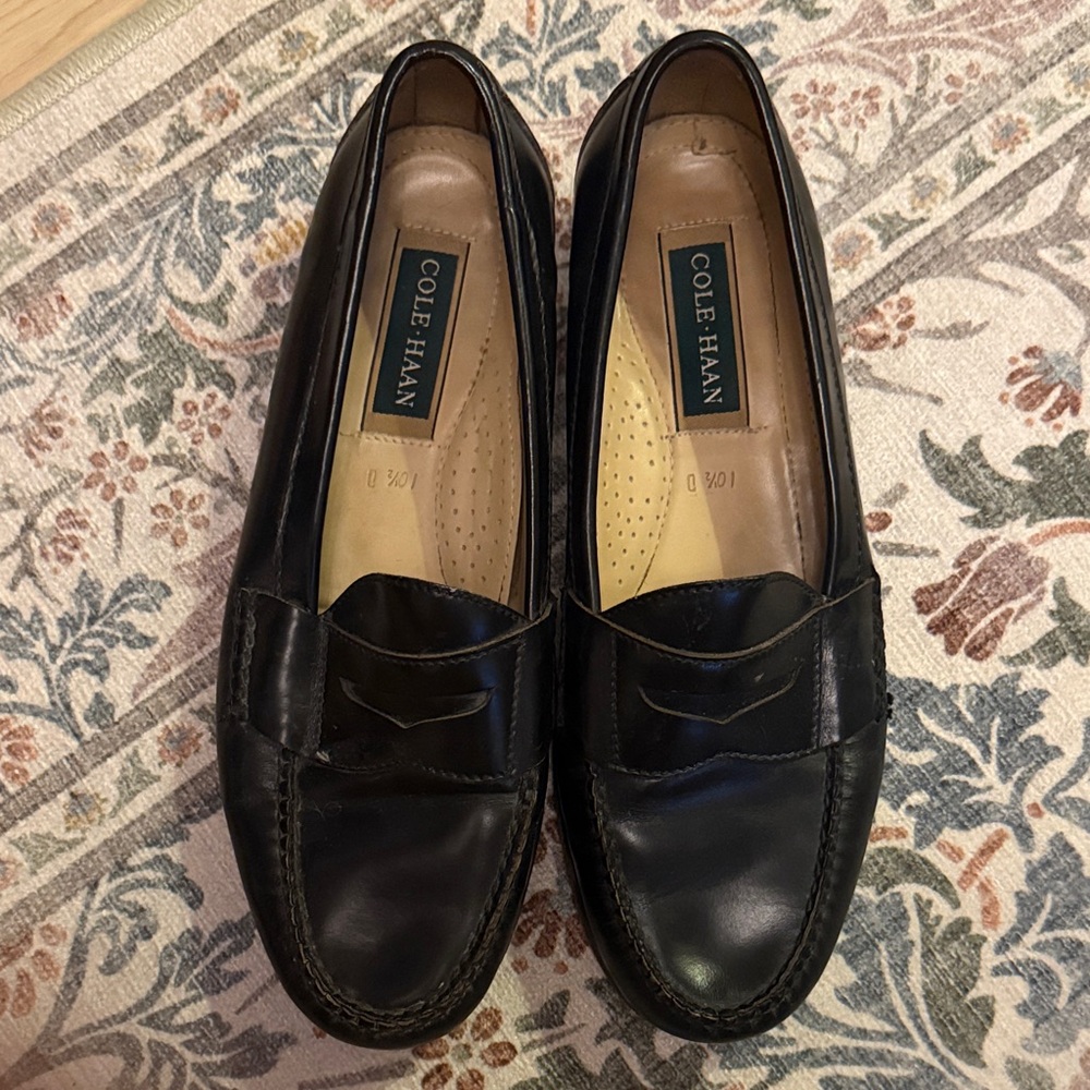 Cole Haan Classic Black Leather Loafers 10.5D